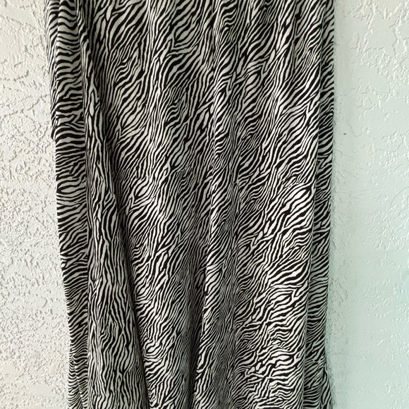 Classic full wrap skirt - Picture 6 of 7